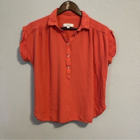 Women's Loft Coral Red Short Sleeve Collared Top - Picture 2 of 6